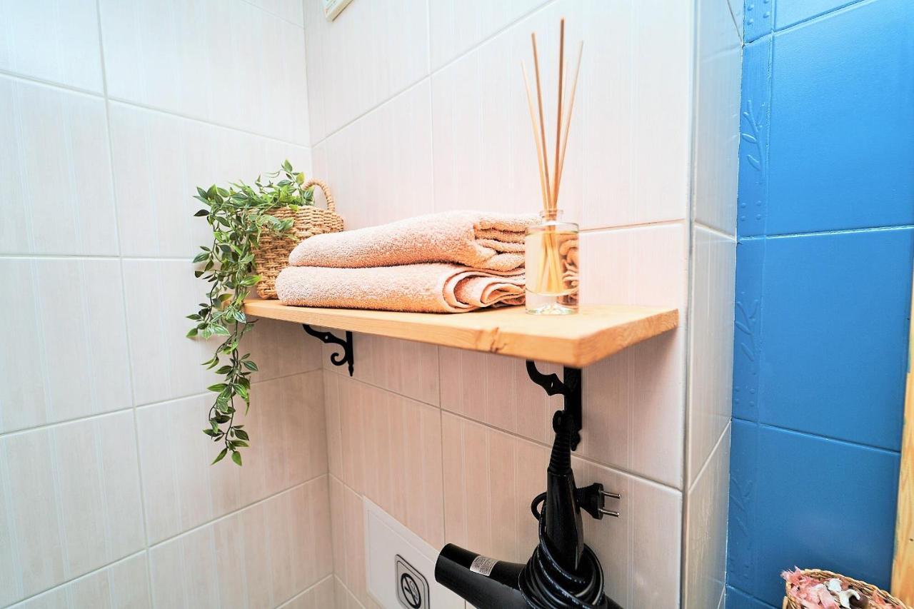 Design Studio In Atlantis Resort&Spa, Burgas Airport Exteriör bild