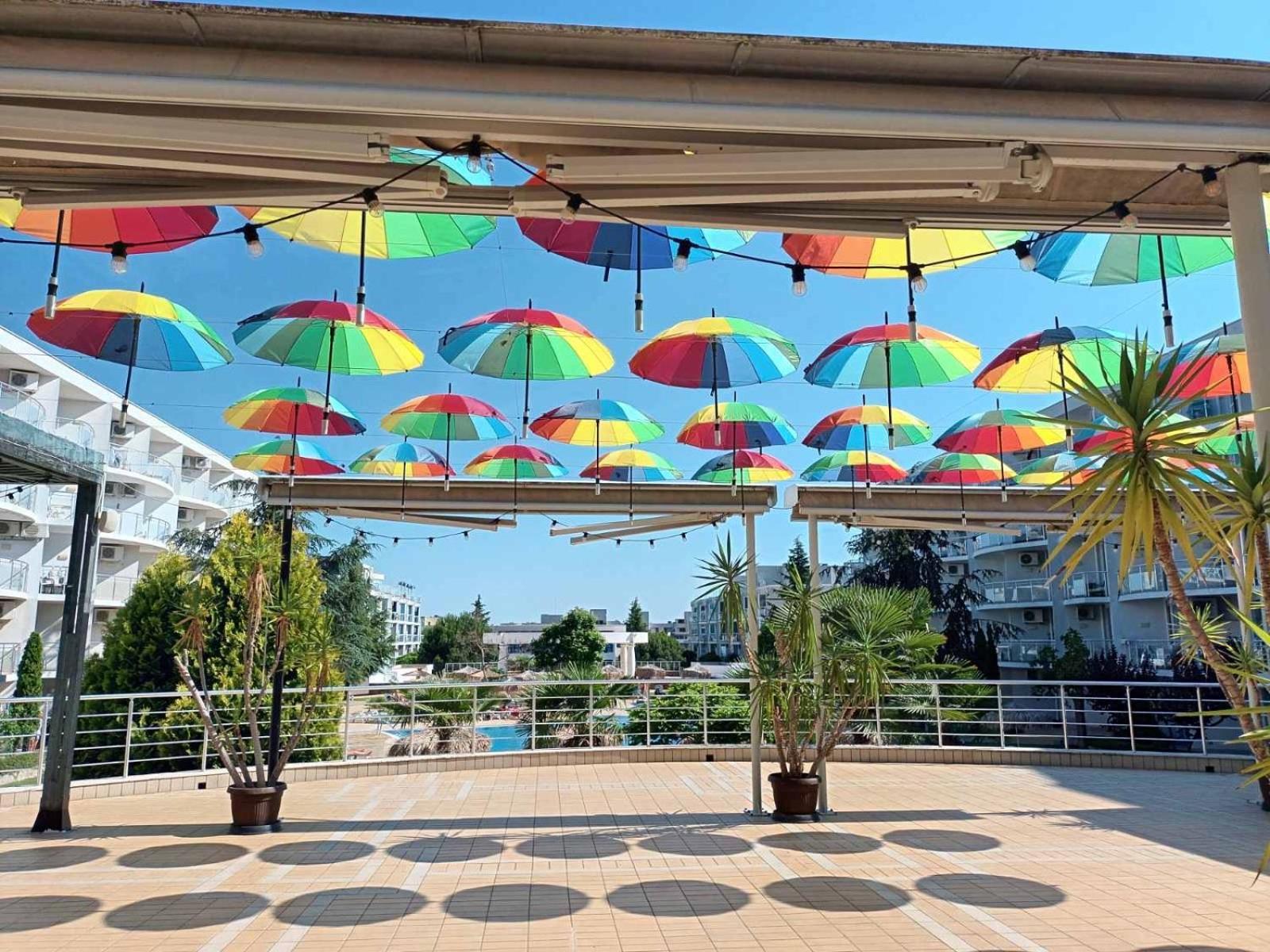 Design Studio In Atlantis Resort&Spa, Burgas Airport Exteriör bild