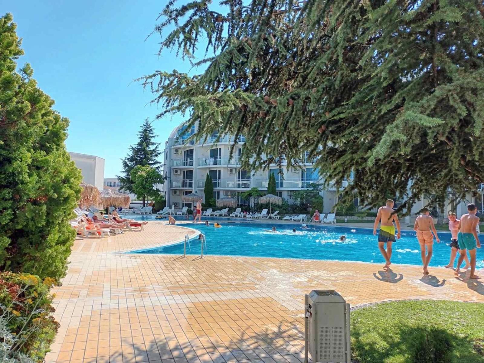 Design Studio In Atlantis Resort&Spa, Burgas Airport Exteriör bild